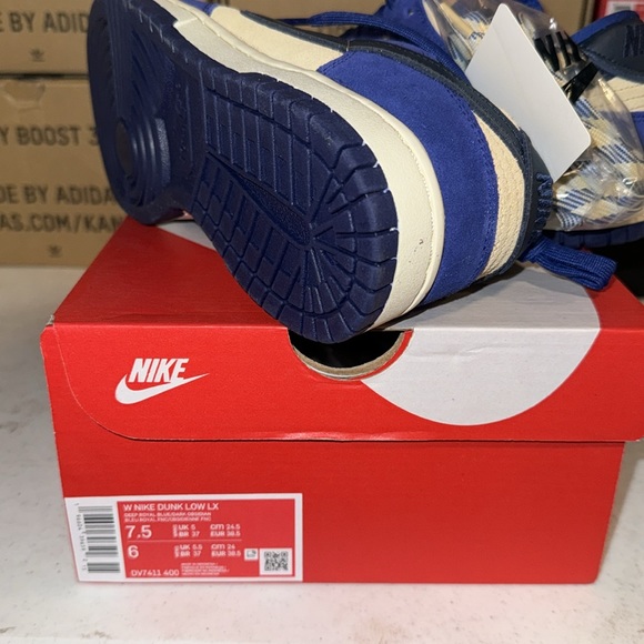 Sold - Picture 2 of 3